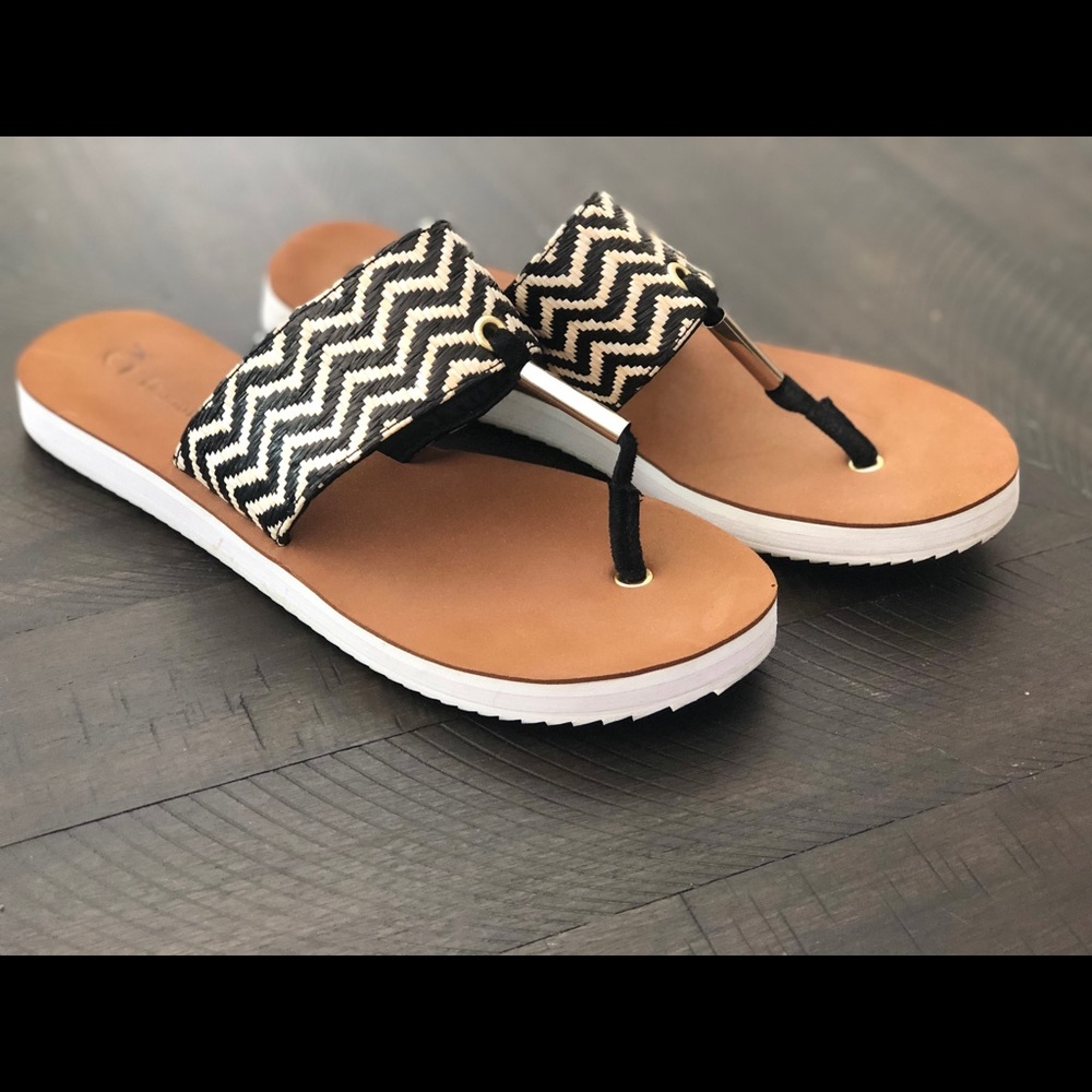 Casual flip flops